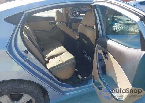 2012 Hyundai Elantra Gls (Ulsan Plant) z USA, uszkodzony, nr VIN KMHDH4AE2CU423585